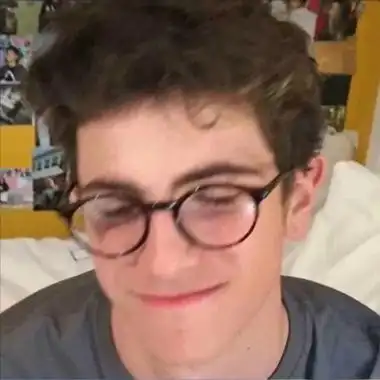 6686体育app铜牌作者Xenia