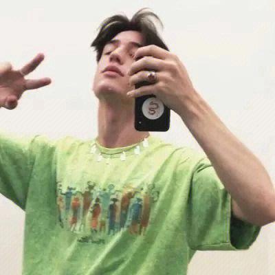 6686体育app铁牌作者Tobias