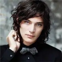 6686体育app海外作者Esme