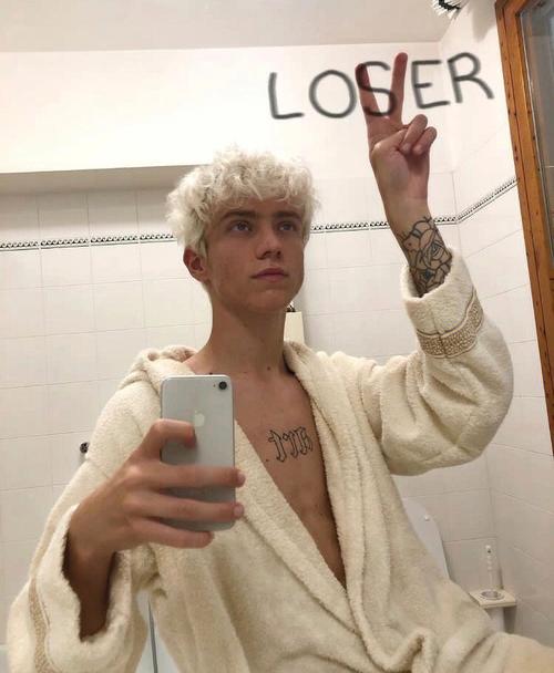 6686体育app铁牌作者只为你心动