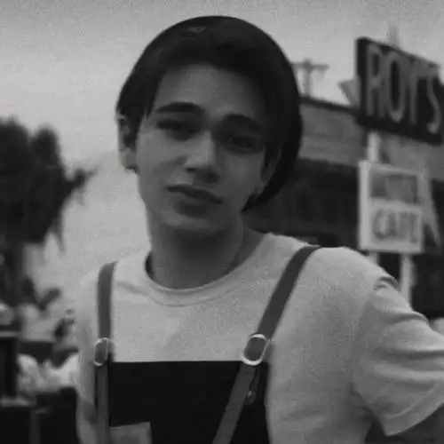 6686体育app铁牌作者紫色蒲公英