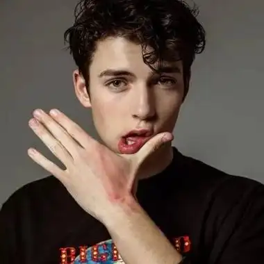 6686体育app金牌作者隱姓埋名